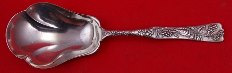 Berry Spoon lobed bowl  w/ raspberry motif   8